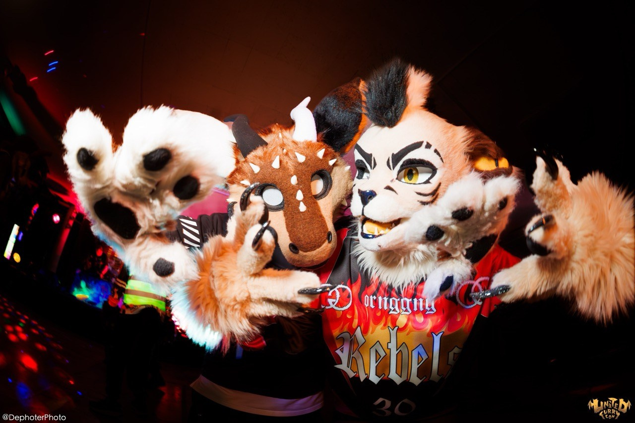 United Furry Convention 2026. Различные мероприятия и просто фотографии людей