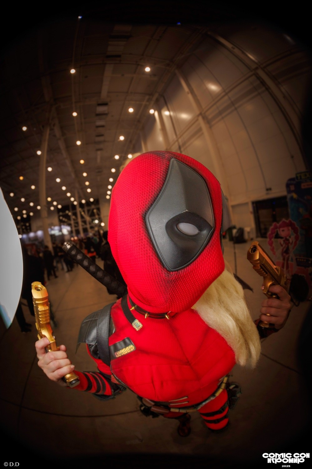 Comic Con Игромир 2025. Различные мероприятия и просто фотографии людей