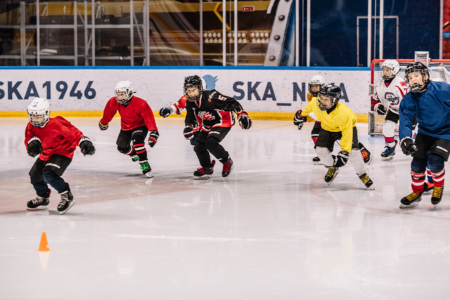 Хоккейный город СКА. Детский летний лагерь. Фотограф Михаил Ряховский