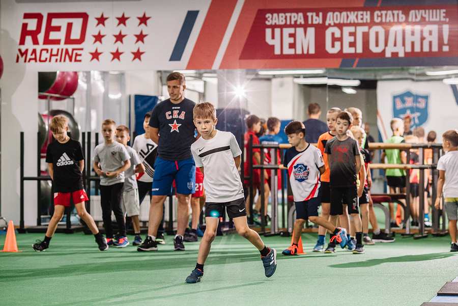 Хоккейный город СКА. Детский летний лагерь. Фотограф Михаил Ряховский