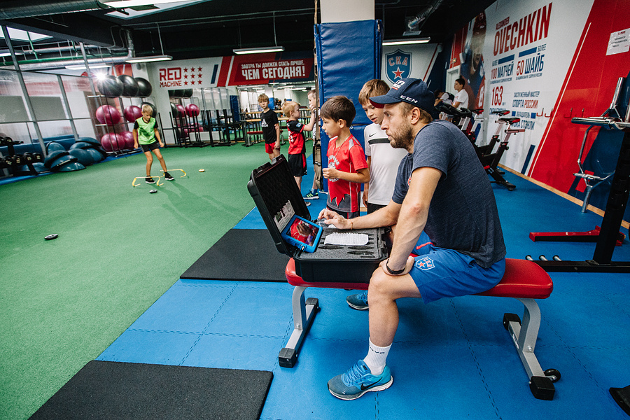 Хоккейный город СКА. Детский летний лагерь. Фотограф Михаил Ряховский