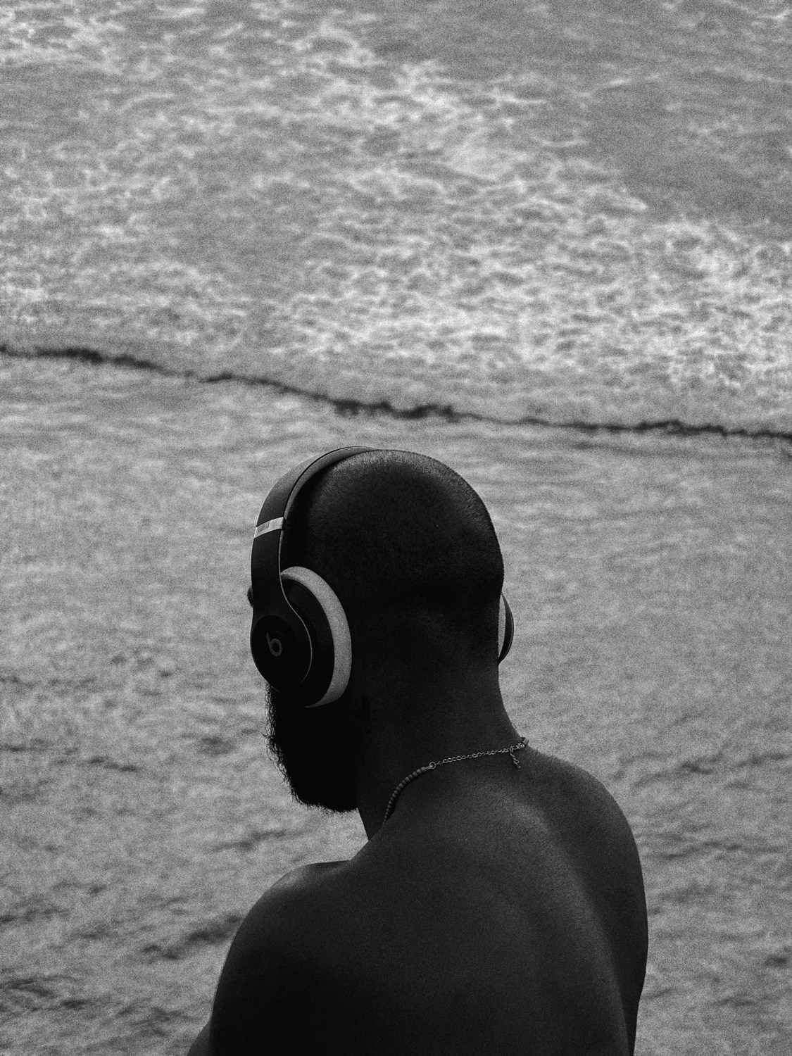 Современная концептуальная фотография о теле, уязвимости и идентичности. Визуальная практика на стиле честности, пост-иронии и искусства.Рекламная фотография, Концептуальная фотография, Современный художник, Психология, Коммерческий фотограф, Репортажный фотограф, Стрит фотография, Арт, Сюрреализм, Мобильная фотография, Снято на айфон, Дима Бурза