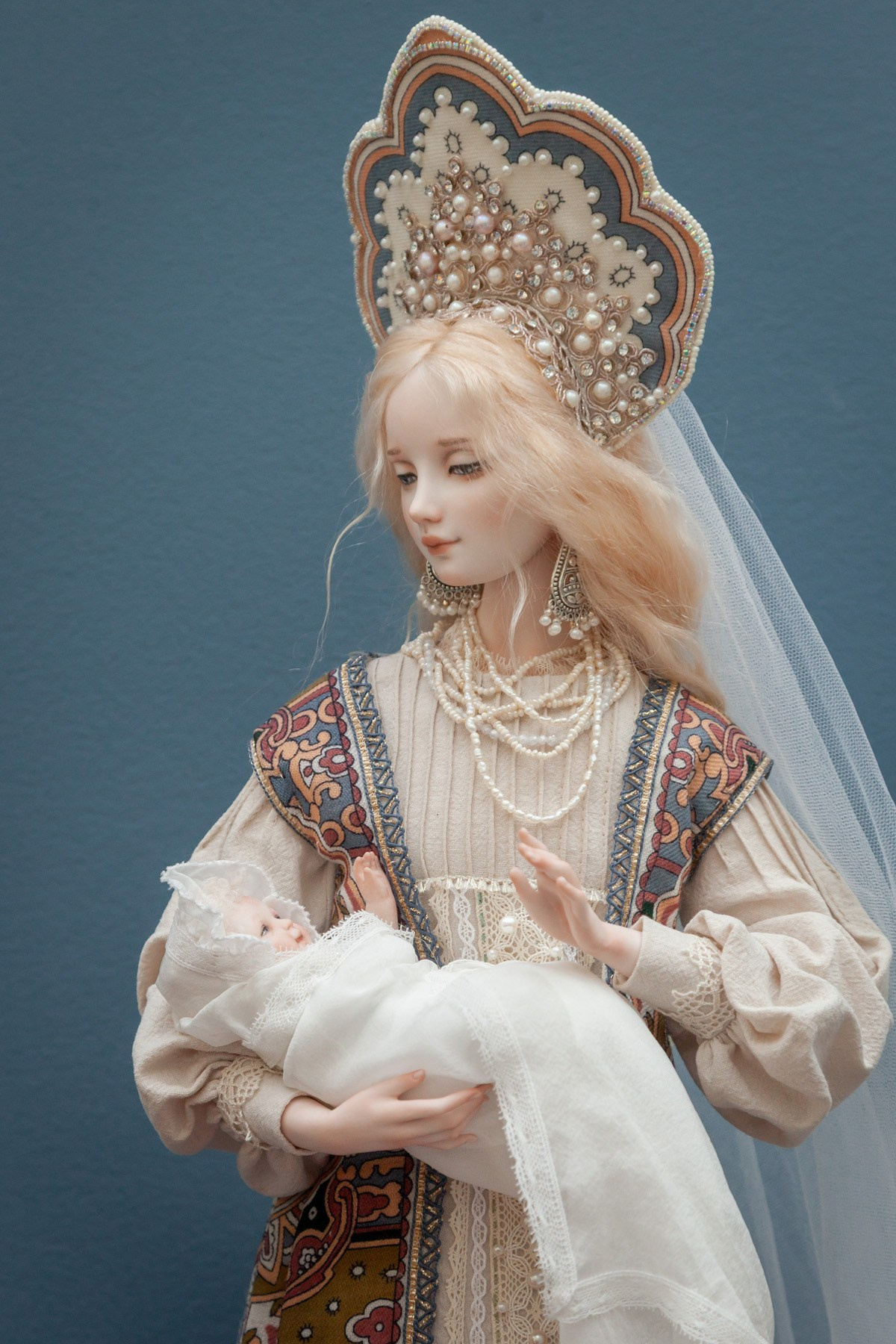 Международная выставка «Искусство куклы 2025», Москва, Гостиный двор, 9–12 октября 2025 г. Портретные фотографы в Москве — Анна и Алексей Бородины