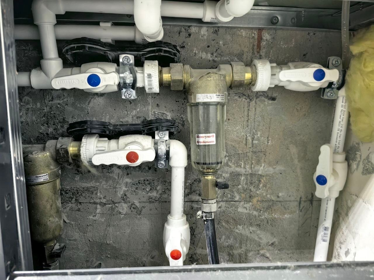 Ванная комната (ул. Сибгата Хакима д. 40). Ремонт санузла, туалета, ванной под ключ в Казани. Укладка плитки