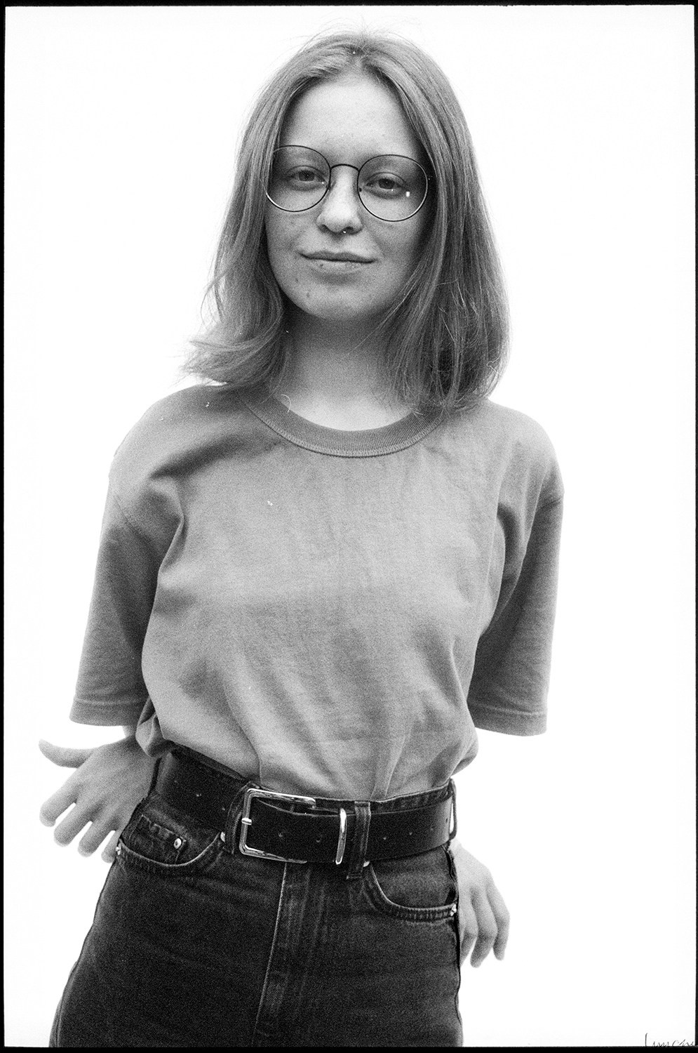 Классическая портретная выездная фотосессия (полевое исследование). Один человек один кадр. Летняя Школа. Дубна. Портретный и художественный фотограф в Москве Пётр Корень