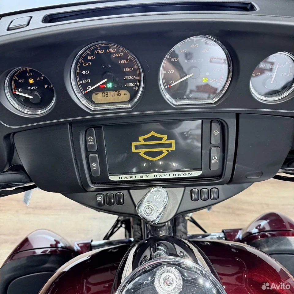 2015 Elесtrа Glidе Limited 103 ABS Dаrk Сherry. Hello Davidson, Москва. Только хорошие мотоциклы…