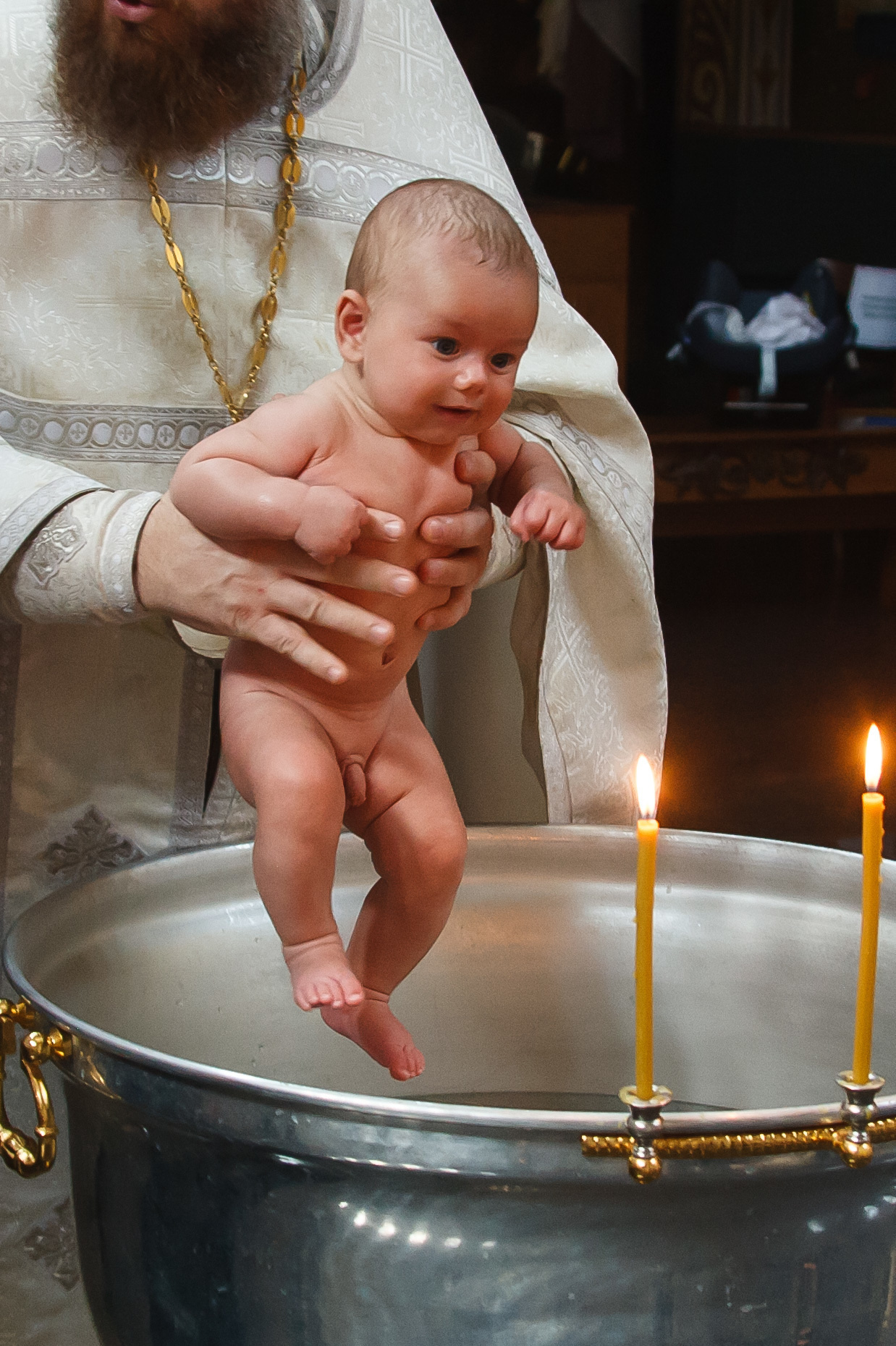 Крещение. Репортажный и семейный фотограф видеограф в Москве
