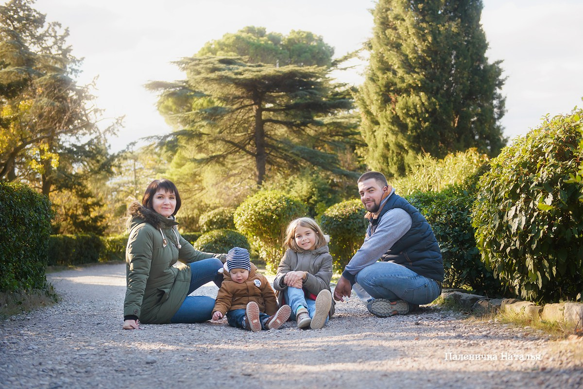 Семейная фотосессия в Форосе для семьи с детьми