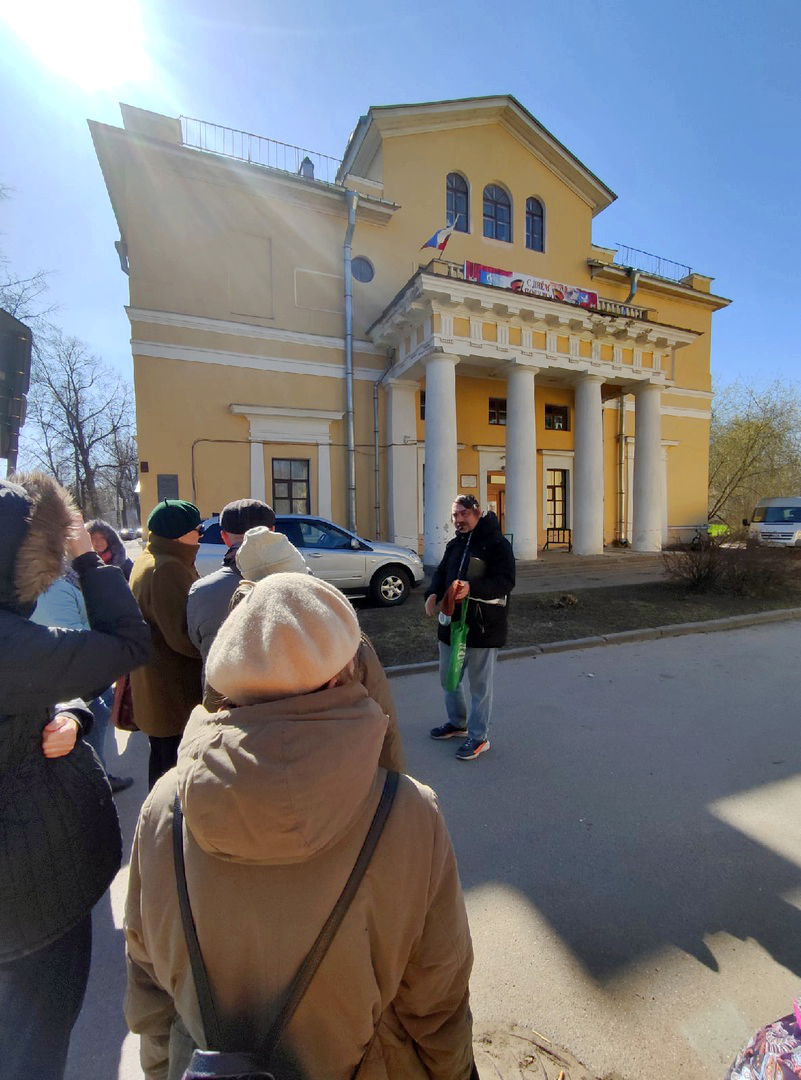 Экскурсия «Садовая улица города Павловска» (30.04.2022) Автор: Евгения Лебедева