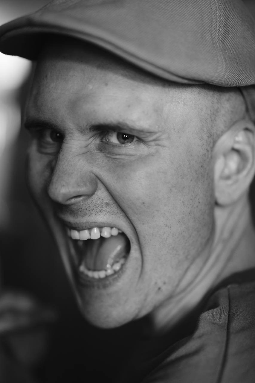 Полный метр «ЛИФТ В ПРОШЛОЕ». Фотограф, оператор и рилсмейкер в Москве — Ася Палагута