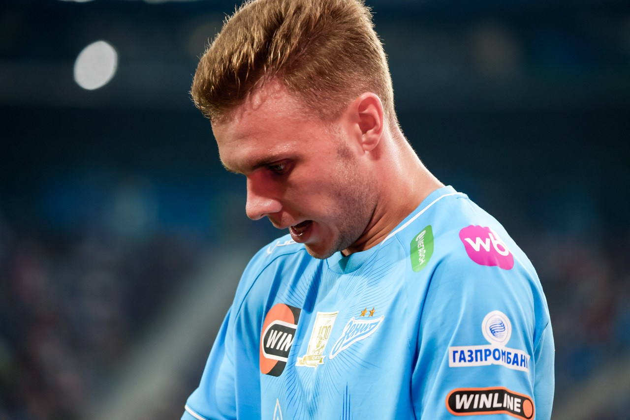 Матч 7-го тура МИР Российской Премьер-Лиги ФК Зенит- ФК Пари (Нижний Новгород). Спортивный кадр- сообщество спортивных фотографов РФ