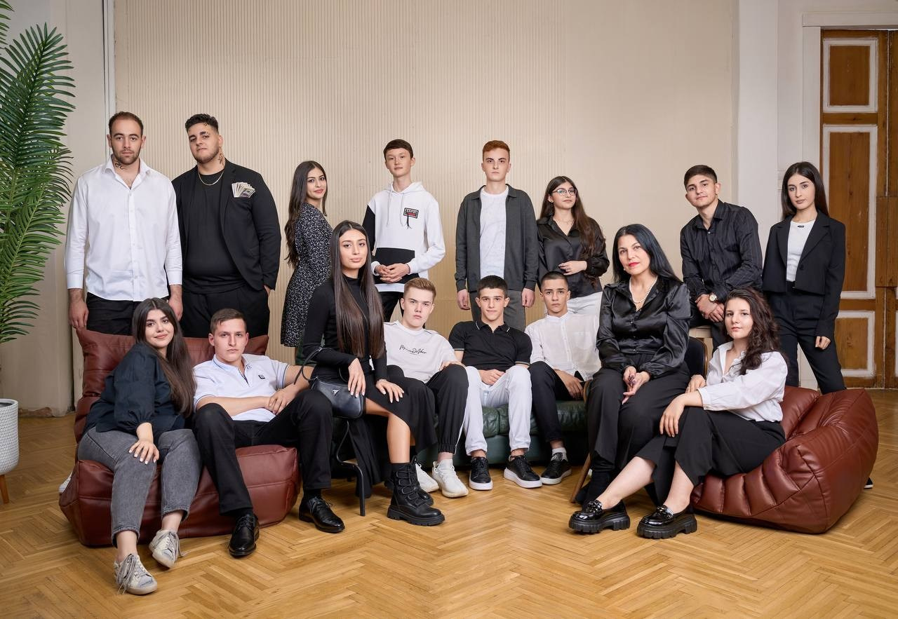 Единый стиль в одежде или тематический дресс код?