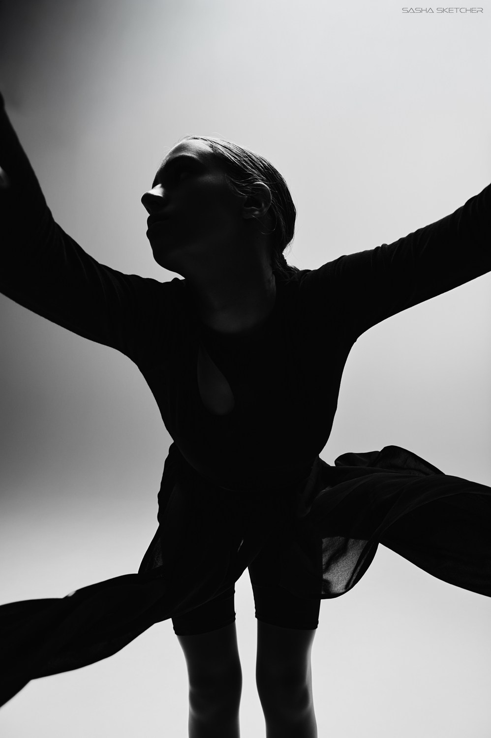 ДВИЖЕНИЕ. SASHA SKETCHER