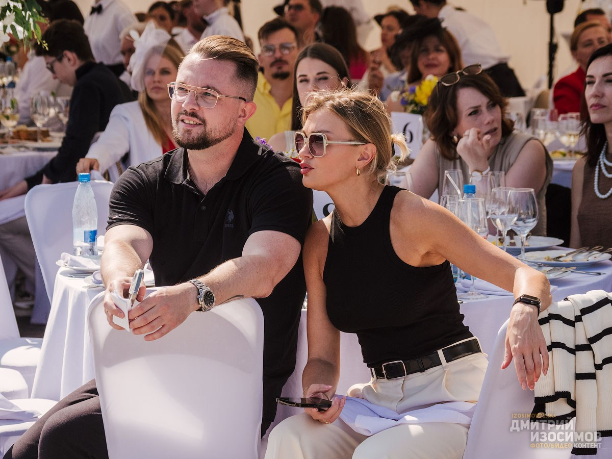 Скачки фаворитов 2024