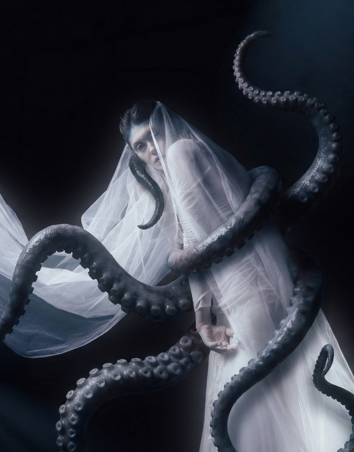 Креативная тематическая индивидуальная портретная съёмка. Фотограф Екатеринбург для вас или вашего бренда