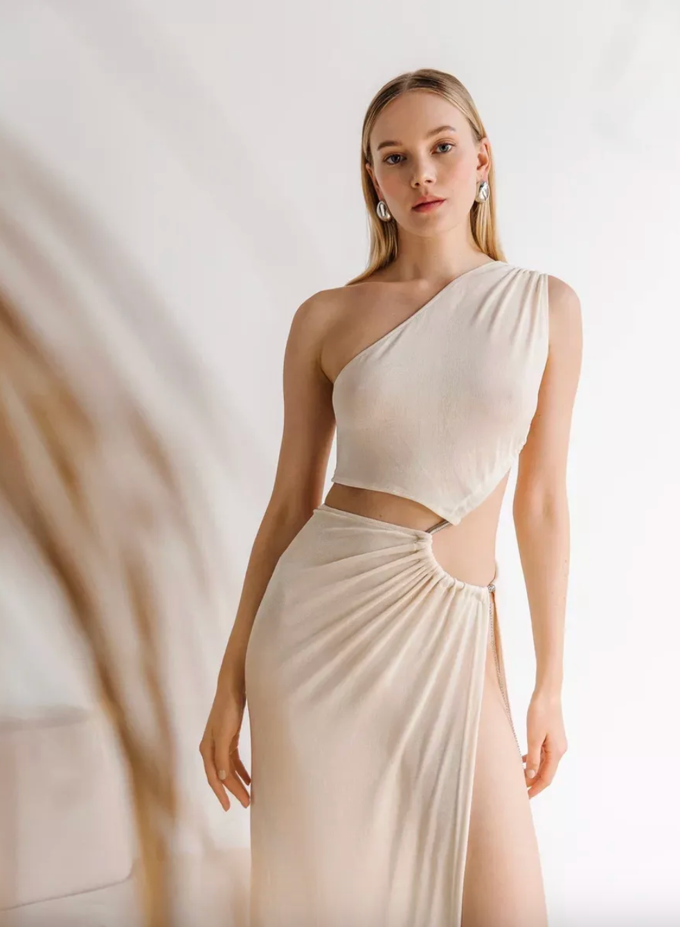 Платье 'Alita'. Лиза Бродская — фотограф в Москве