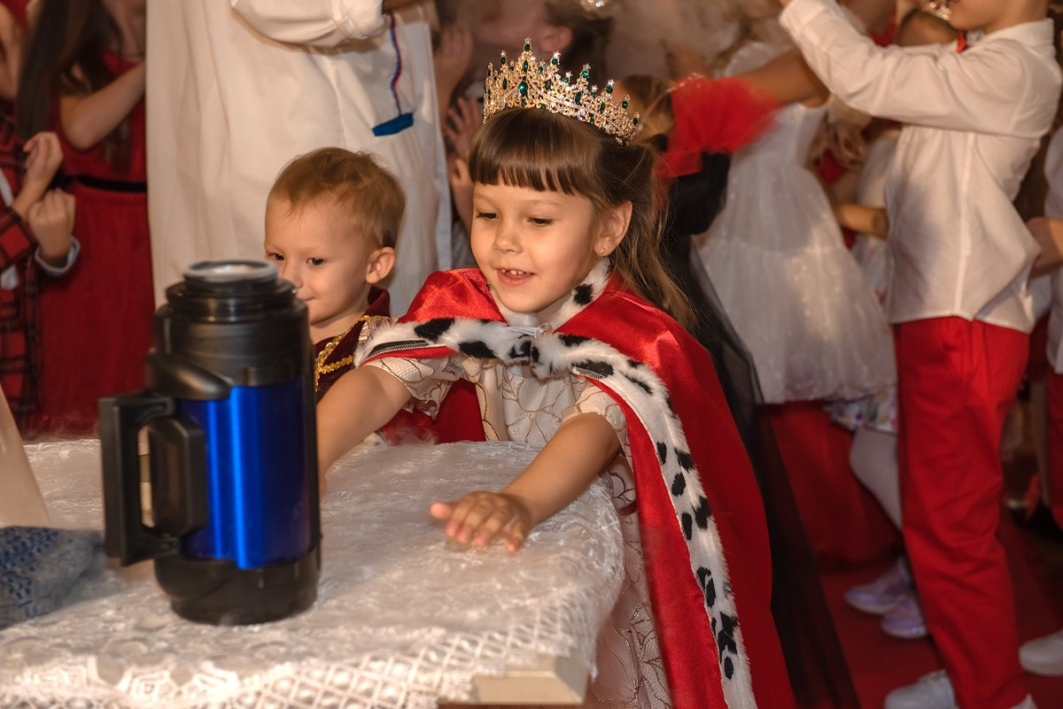 Выпускной в детской школе моделей HAPPYkids 2024. Семейный и коммерческий фотограф в Сочи Александр Бодунов
