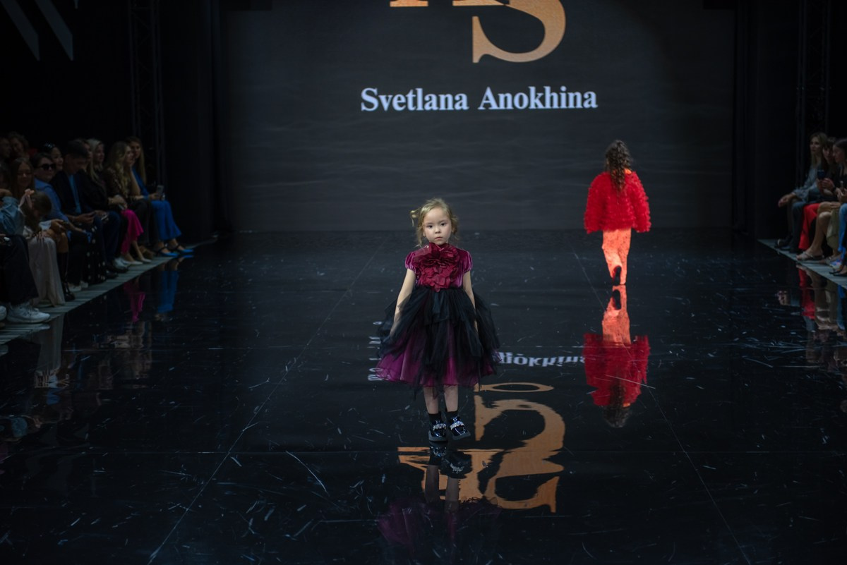 SochiFashionWeek2024 дизайнер Анохина Светлана. Семейный и коммерческий фотограф в Сочи Александр Бодунов
