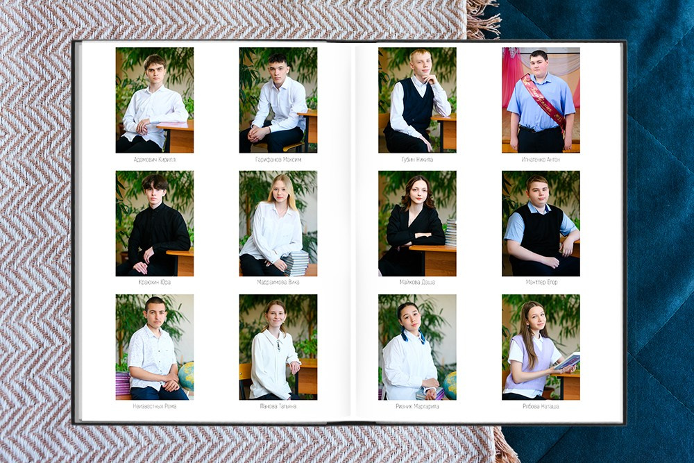 Выпускной альбом для 9 и 11 классов. Белый с акцентами. Студия выпускных альбомов Ольги Галкиной. Томск