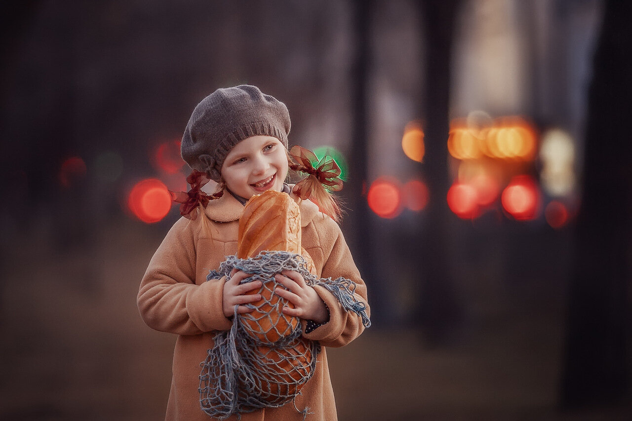 Ангелина, за хлебом. Семейный фотограф в Москве Марина Петра