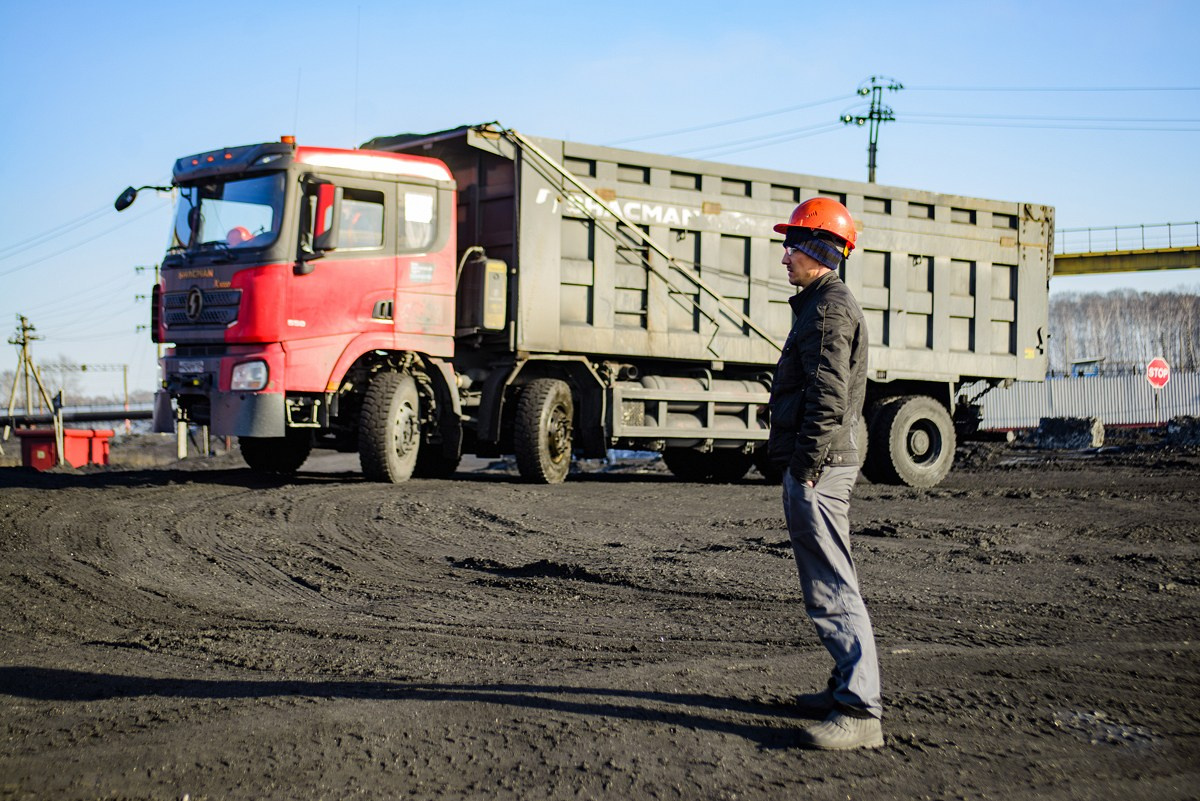 СИБАНТРАЦИТ угольный разрез. Фотограф Сергей Сергеев