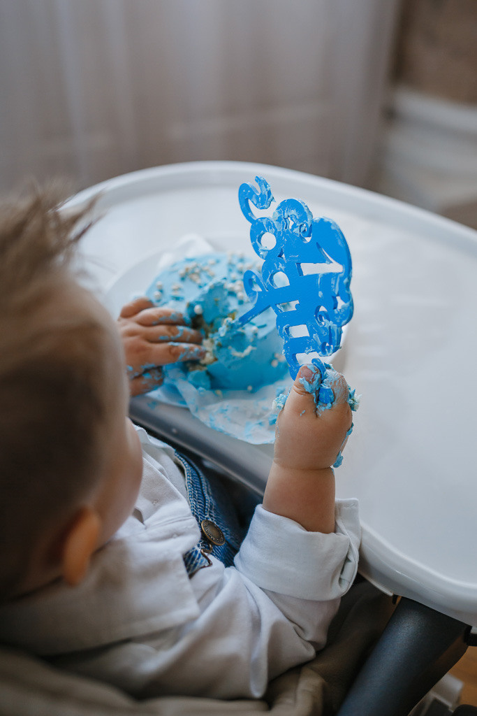 Тимуру годик. Семейный фотограф Николаева Ольга
