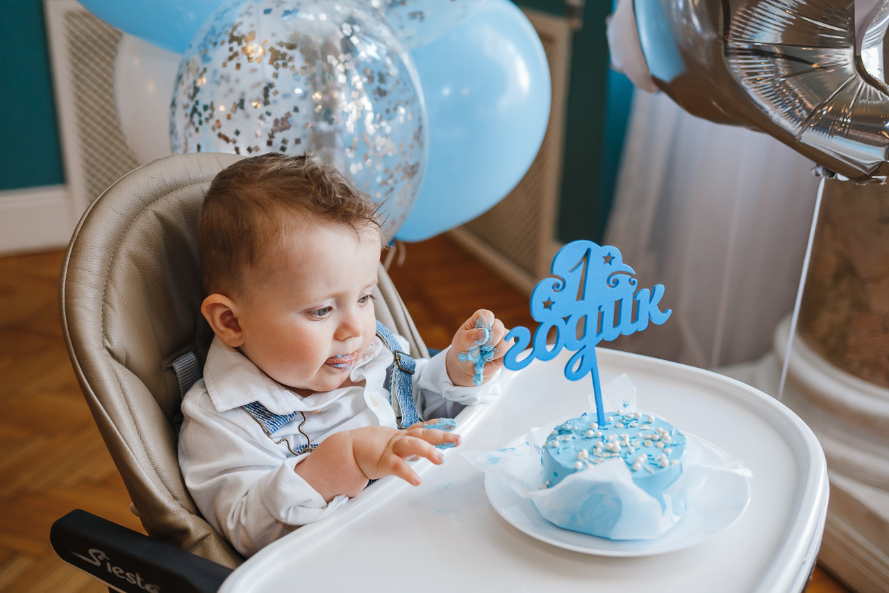 Тимуру годик. Семейный фотограф Николаева Ольга