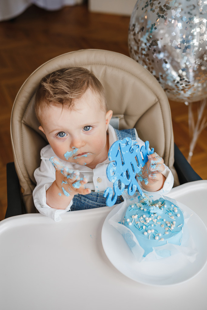 Тимуру годик. Семейный фотограф Николаева Ольга