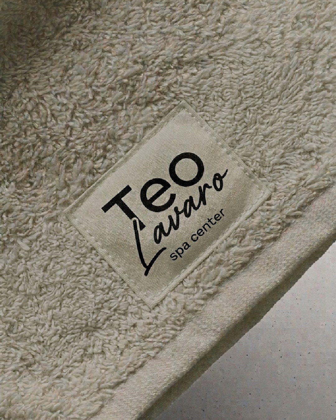 TeoLevaro — спа-салон. Лина Ивахник, графический и бренд — дизайнер