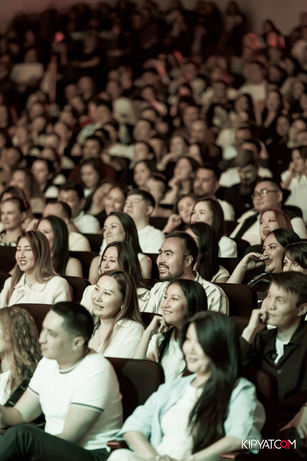 STAND UP КОНЦЕРТ АЛЕКСАНДА МЕРКУЛЬ. КИПЯТКОМ АЛМАТЫ!
