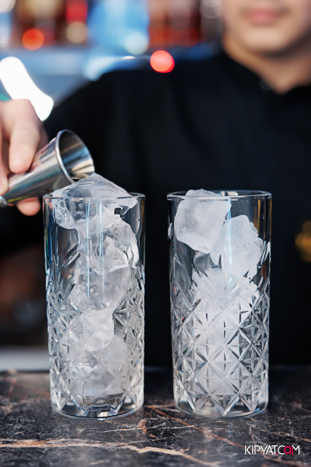 УХО И МЕДВЕДЬ НА ГАГАРИНА. КИПЯТКОМ АЛМАТЫ!