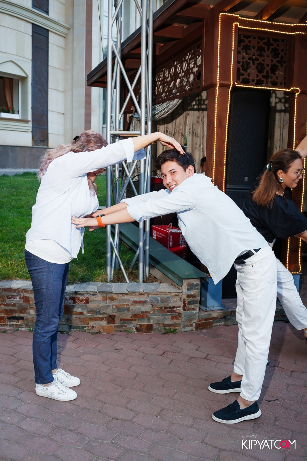 РЕСТОРАН УЧ ЛЯГАН. КИПЯТКОМ АЛМАТЫ!