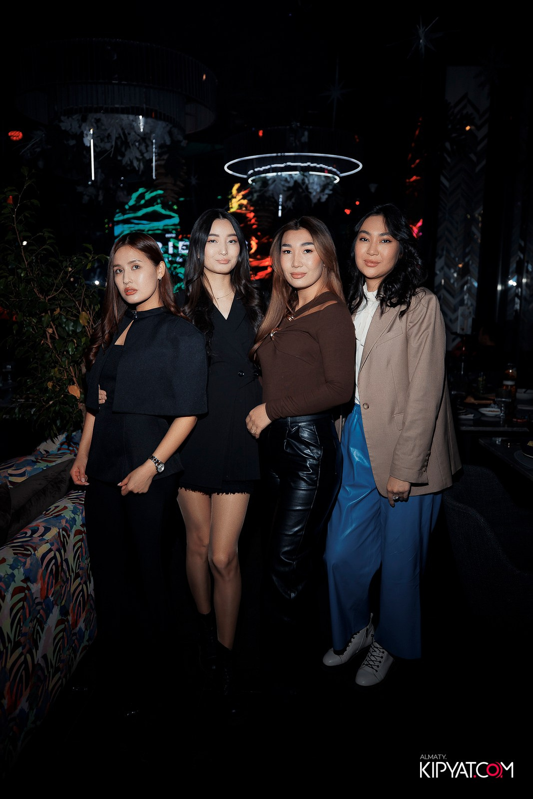 FRIENDS BAR & TERRACE. КИПЯТКОМ АЛМАТЫ! Фотосъемка мероприятий в Алматы