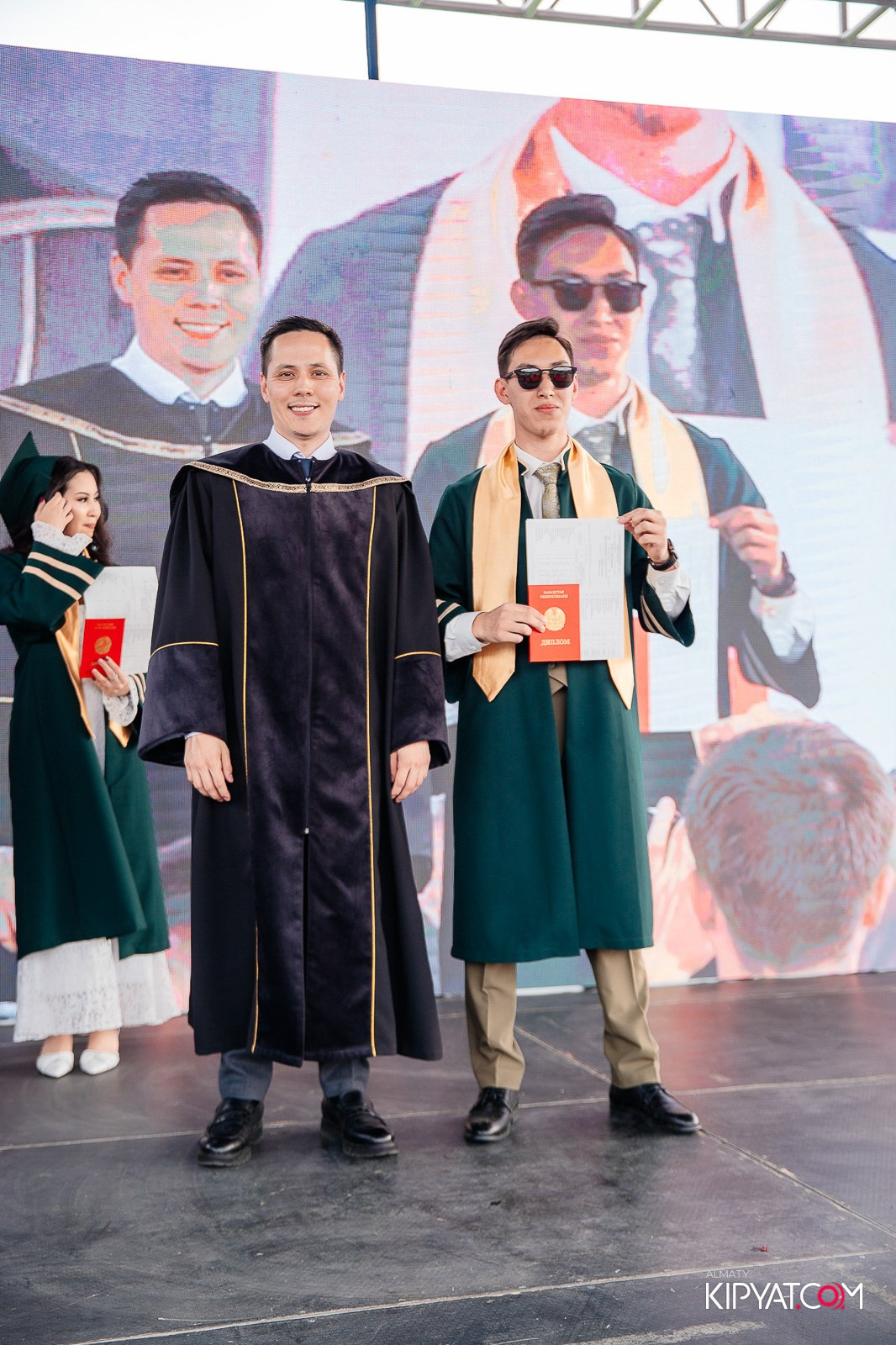 ВРУЧЕНИЕ ДИПЛОМОВ — НАРХОЗ КОЛЛЕДЖ. Part 3. КИПЯТКОМ АЛМАТЫ!