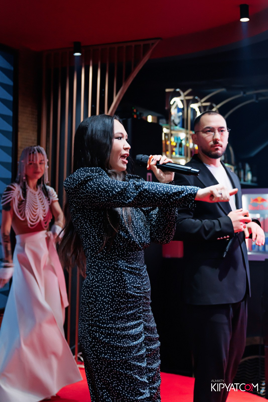 ЗАЯ, НА БИС. КИПЯТКОМ АЛМАТЫ!