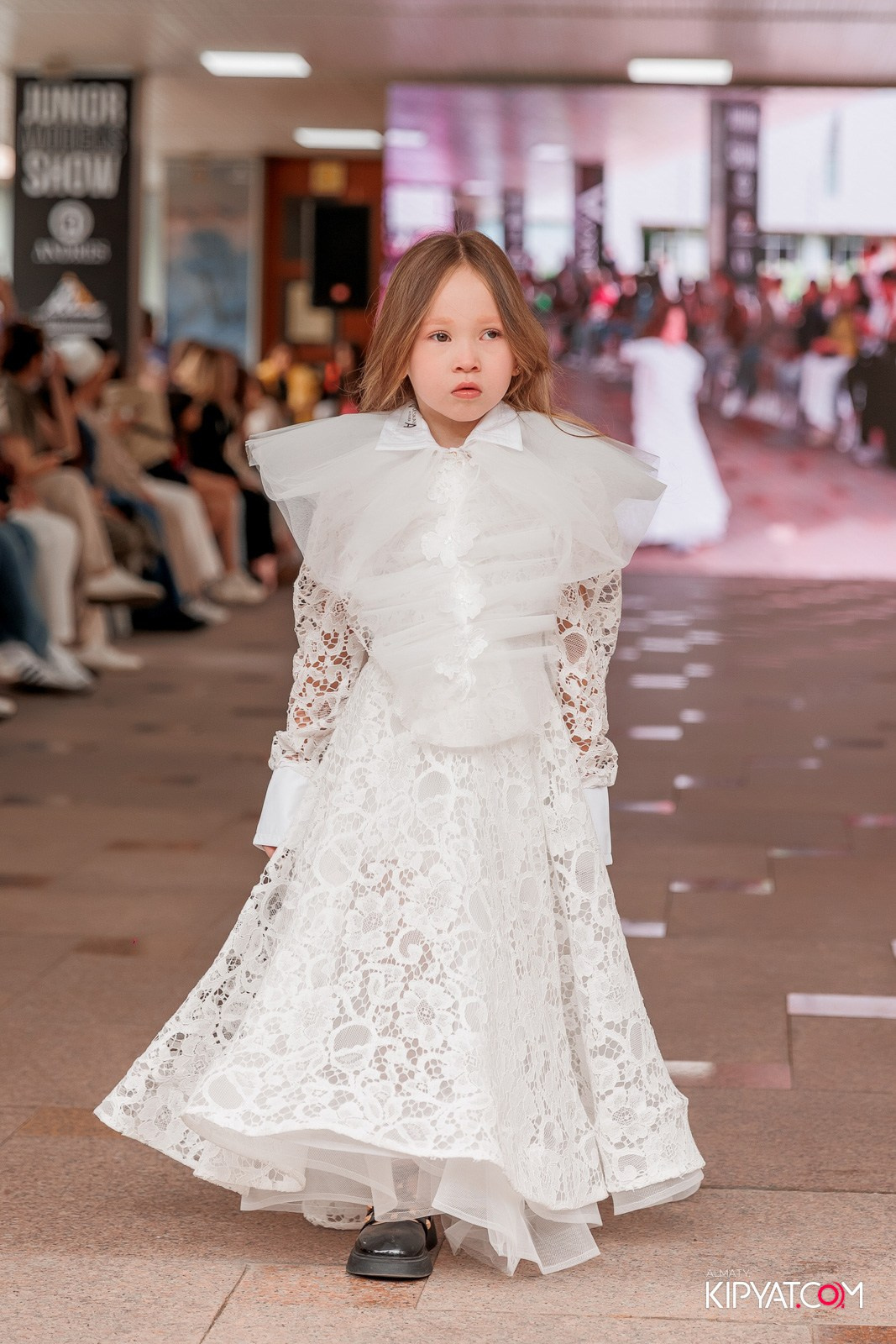 JUNIOR FASHION SHOW. КИПЯТКОМ АЛМАТЫ!