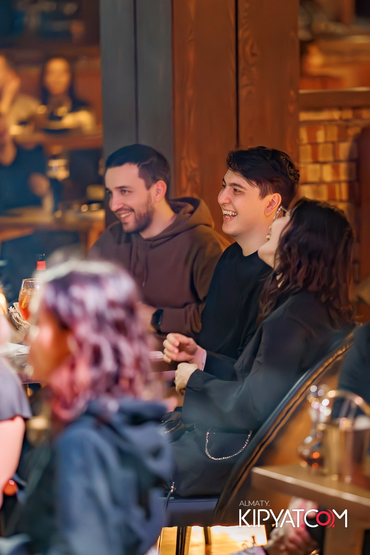 СОЛЬНЫЙ СТЕНДАП КОНЦЕРТ АЛЕКСАНДРА МЕРКУЛЬ. КИПЯТКОМ АЛМАТЫ!