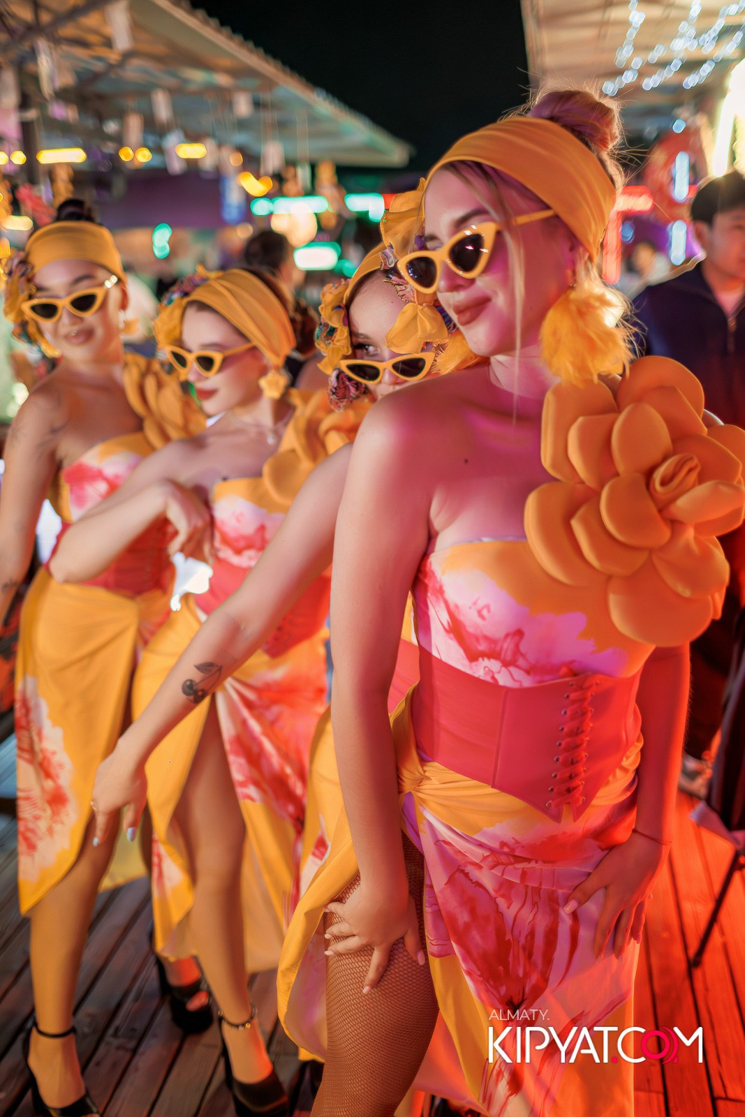 SKY BAR. КИПЯТКОМ АЛМАТЫ!