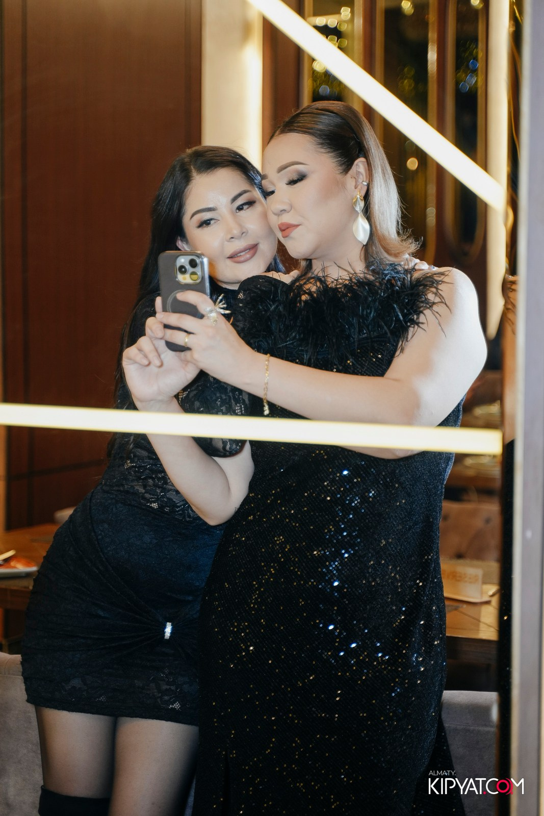 КАФЕ ЖАСМИН НА ЯССАУИ. КИПЯТКОМ АЛМАТЫ! Фотосъемка мероприятий в Алматы