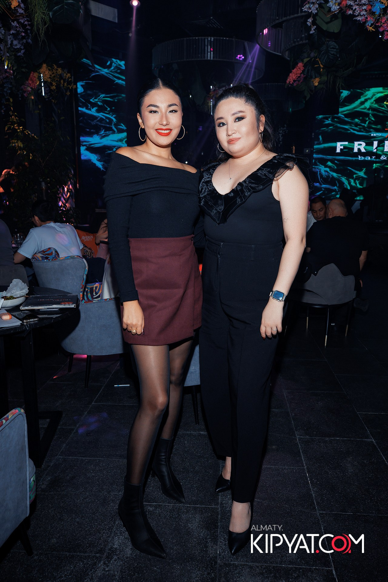 FRIENDS BAR & TERRACE. КИПЯТКОМ АЛМАТЫ! Фотосъемка мероприятий в Алматы