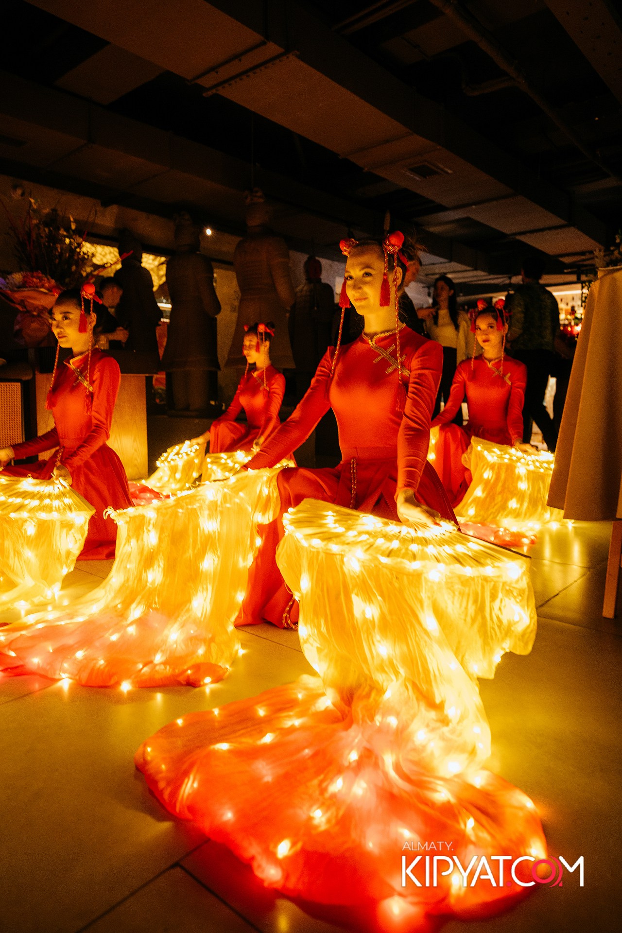 ОФИЦИАЛЬНОЕ ОТКРЫТИЕ РЕСТОРАНА CHINA. КИПЯТКОМ АЛМАТЫ!