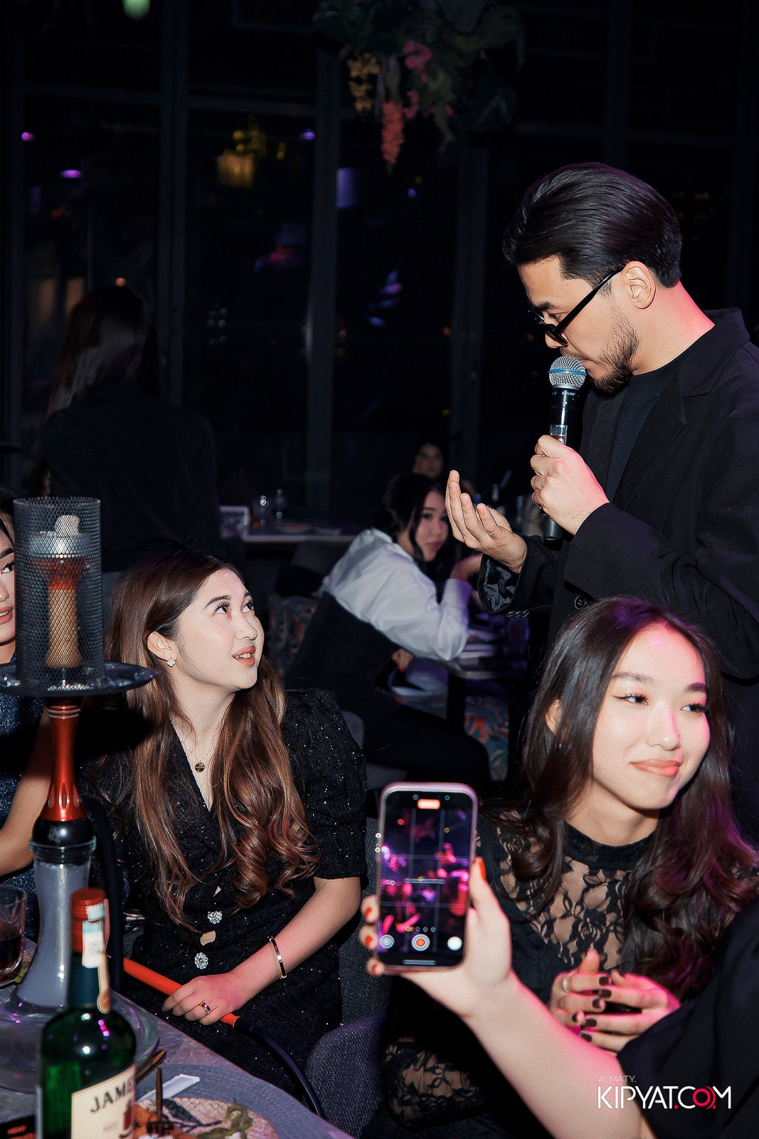 FRIENDS BAR & TERRACE. КИПЯТКОМ АЛМАТЫ!