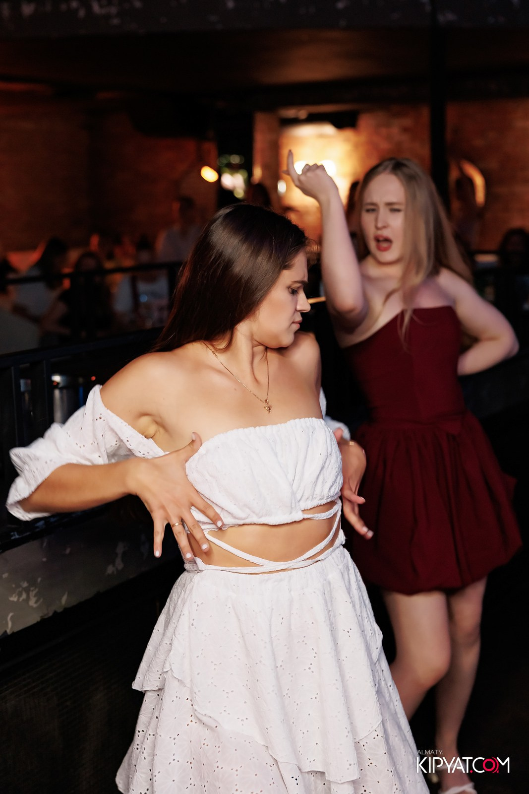 МУЗЫКАЛЬНОЕ ЛОТО В HIT RETRO. КИПЯТКОМ АЛМАТЫ!