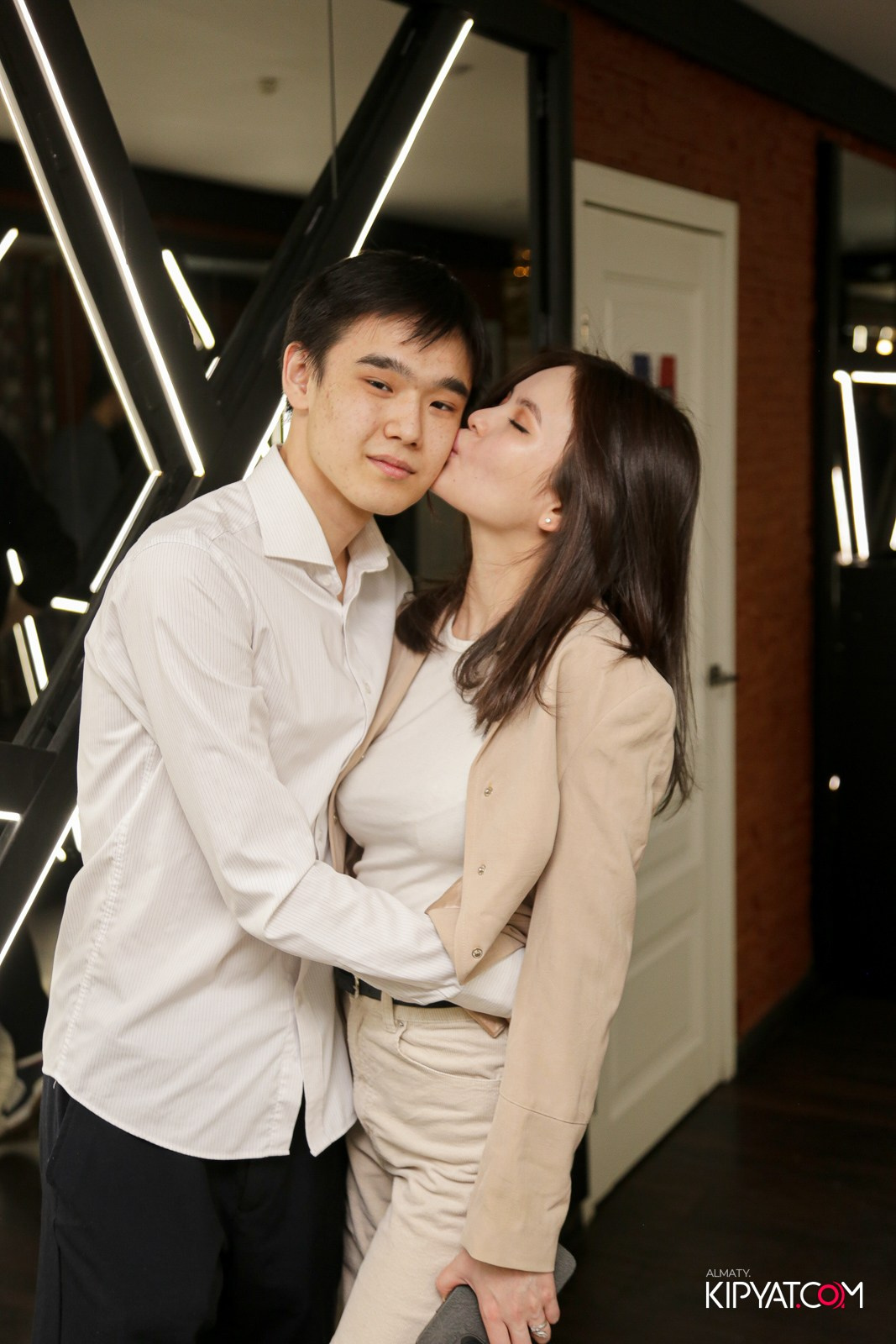 УХО И МЕДВЕДЬ НА САИНА. КИПЯТКОМ АЛМАТЫ!