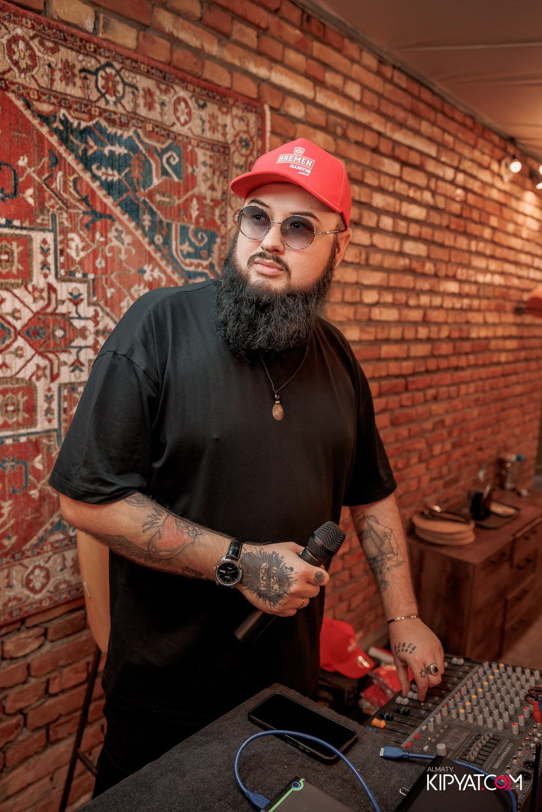 РЕСТОРАН EZO. КИПЯТКОМ АЛМАТЫ!