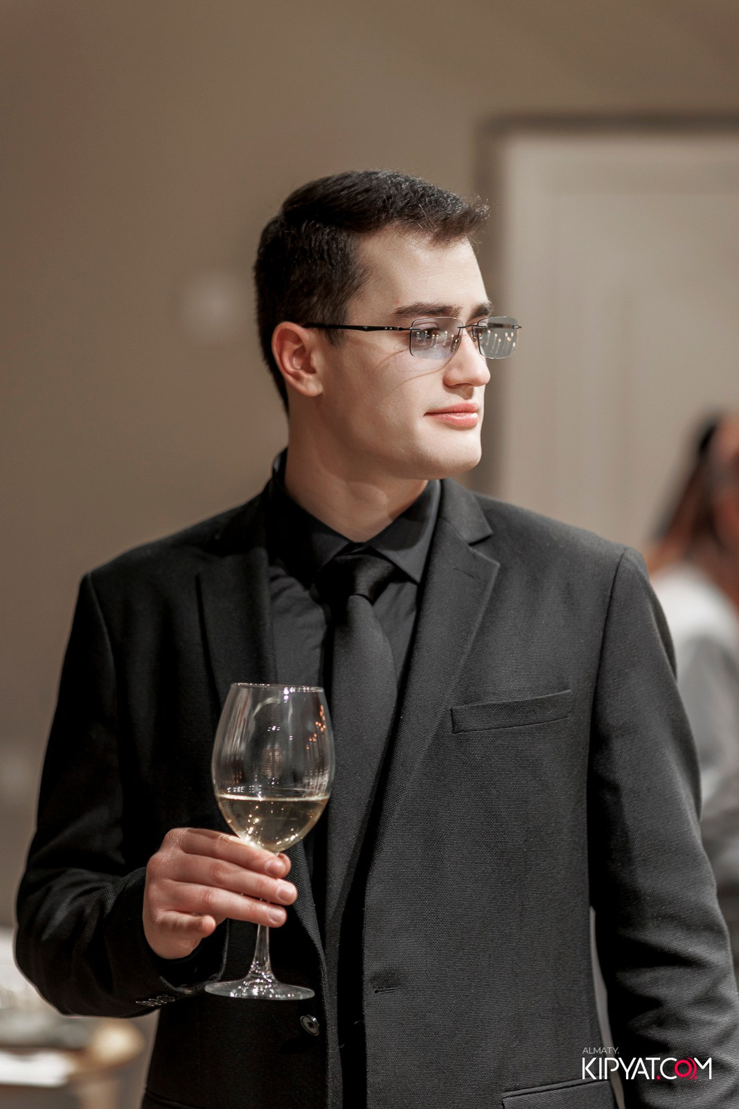 ОТКРЫТИЕ ПАРФЮМЕРНОГО ДОМА MAISON PERFUME. КИПЯТКОМ АЛМАТЫ!