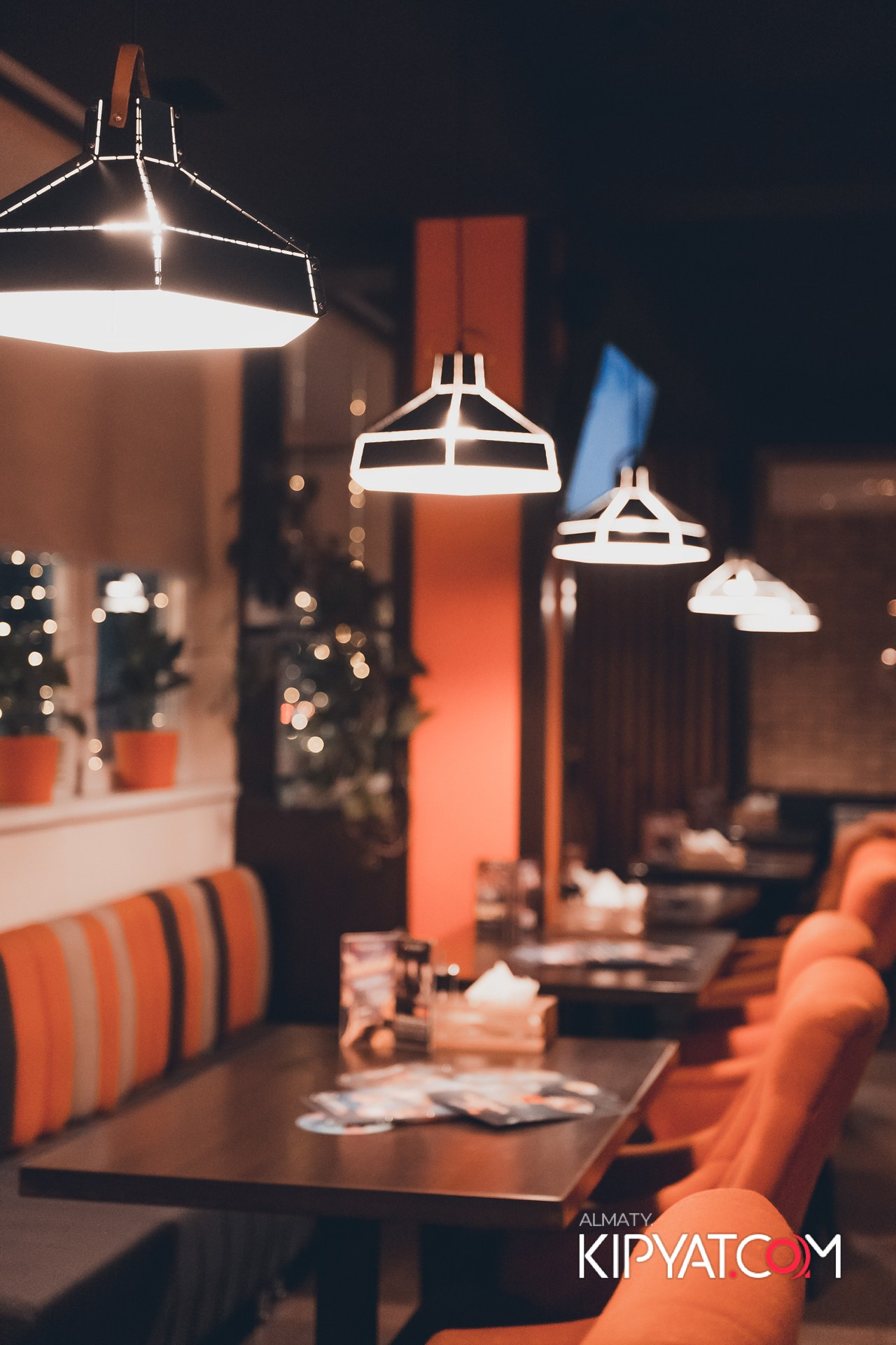 ШАШЛЫКОФФ. КИПЯТКОМ АЛМАТЫ!