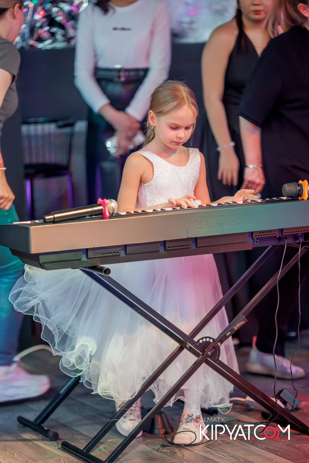 НОВОГОДНИЙ ОТЧЕТНЫЙ КОНЦЕРТ МУЗЫКАЛЬНОЙ ШКОЛЫ «SOULWAY». КИПЯТКОМ АЛМАТЫ!