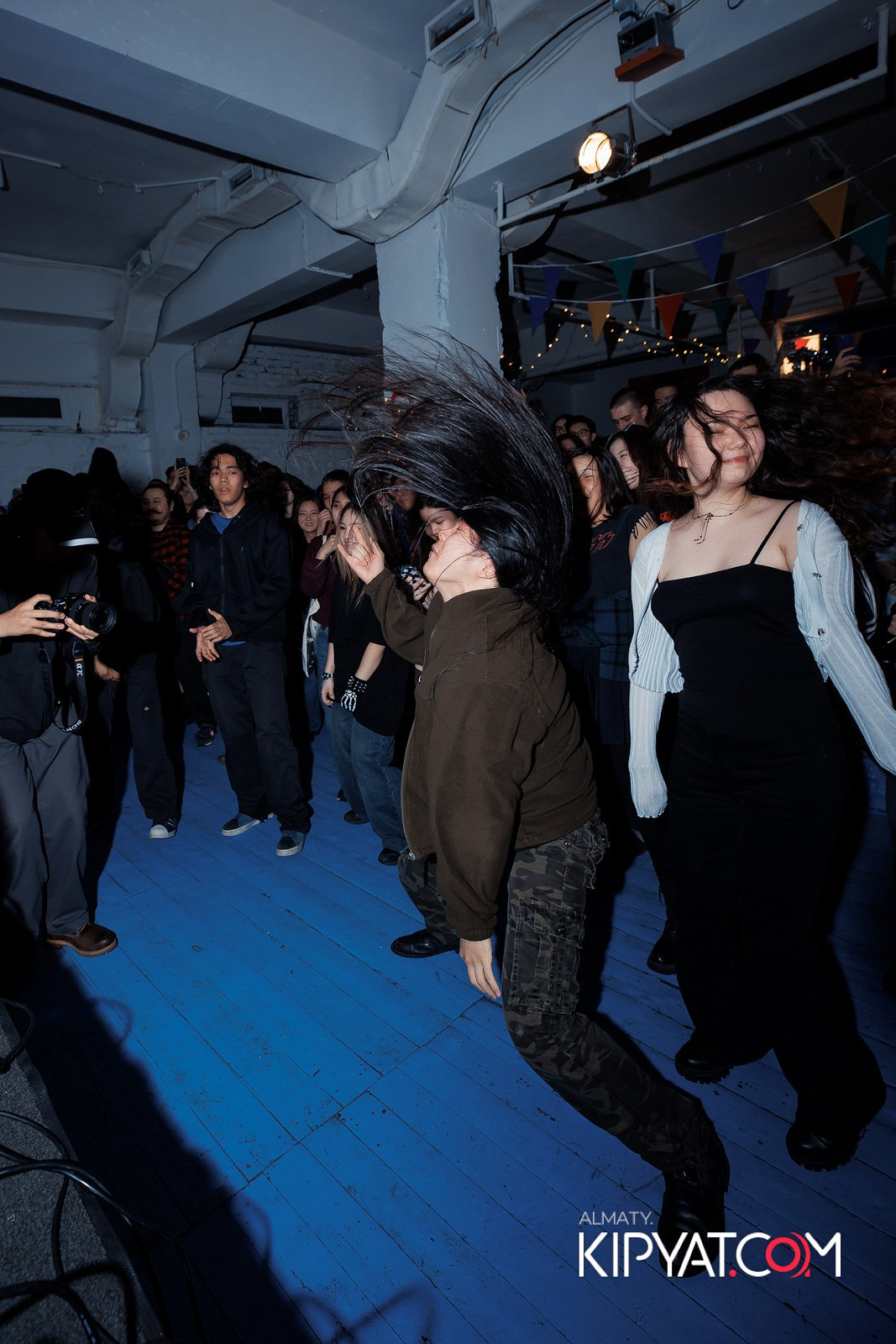 КОНЦЕРТ ГРУППЫ SARY В АЛМАТЫ. КИПЯТКОМ АЛМАТЫ!