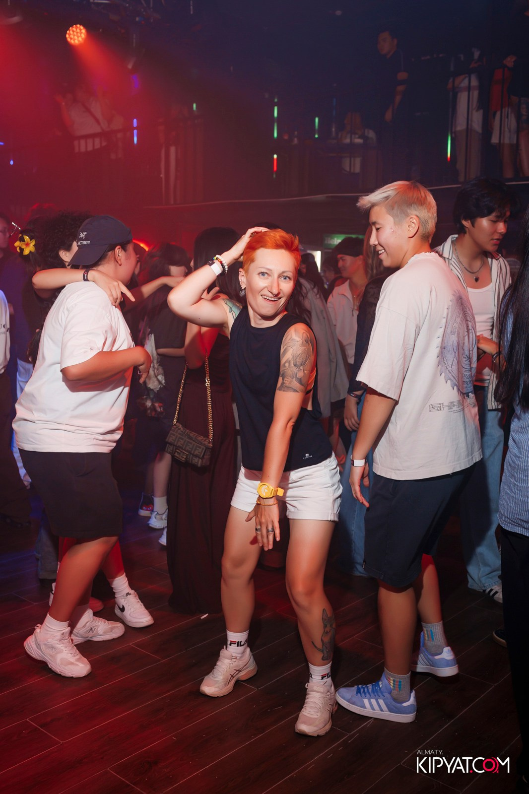 НОЧНОЙ КЛУБ ICON. КИПЯТКОМ АЛМАТЫ!